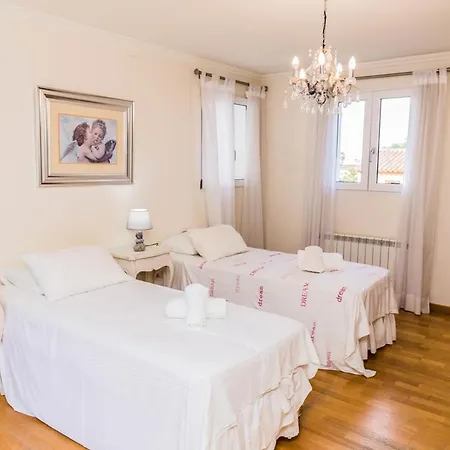 Вилла La Xara Sleeps 10 With Pool And Air Con *