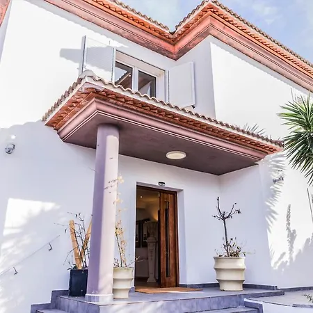 La Xara Sleeps 10 With Pool And Air Con Вилла